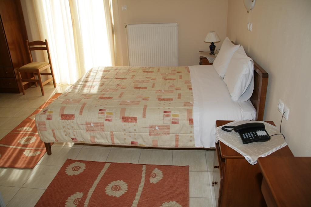Elanthi Hostel แคซโทเรีย ห้อง รูปภาพ